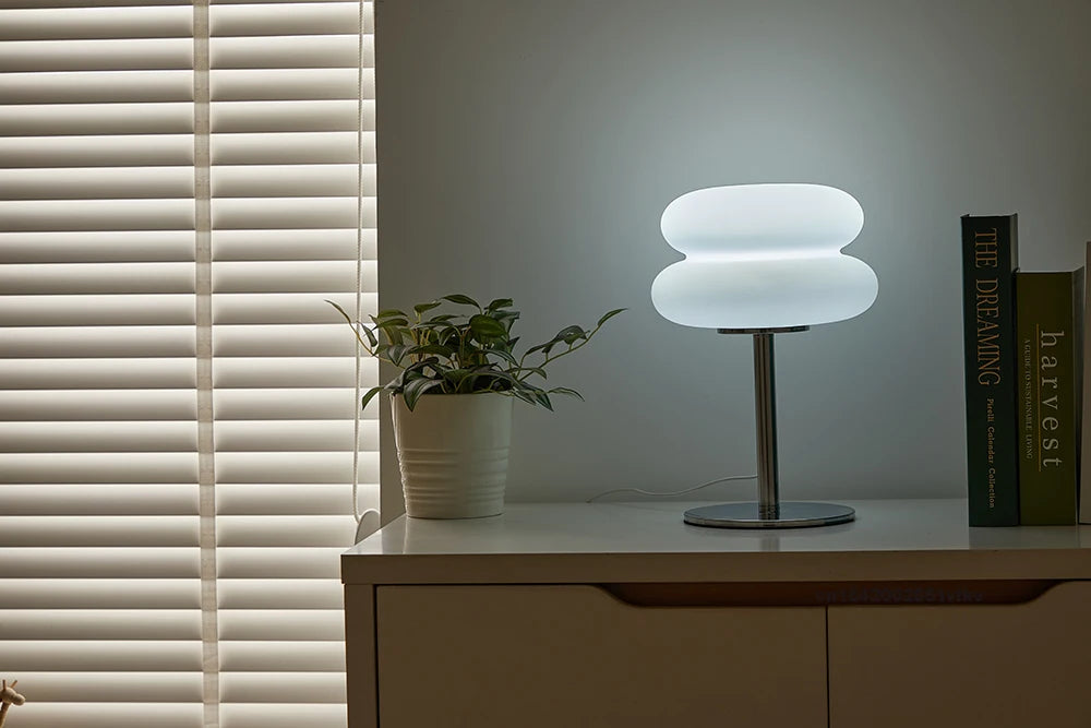Calm Cream Lamp