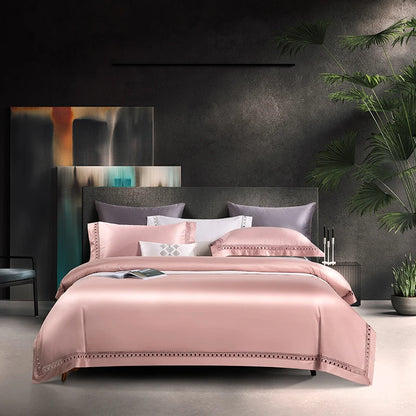 Luxury Edge Bedding Set