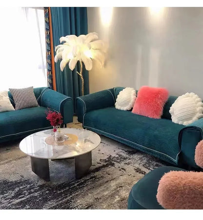 Aveline Feather Lamp