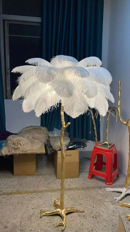 Aveline Feather Lamp