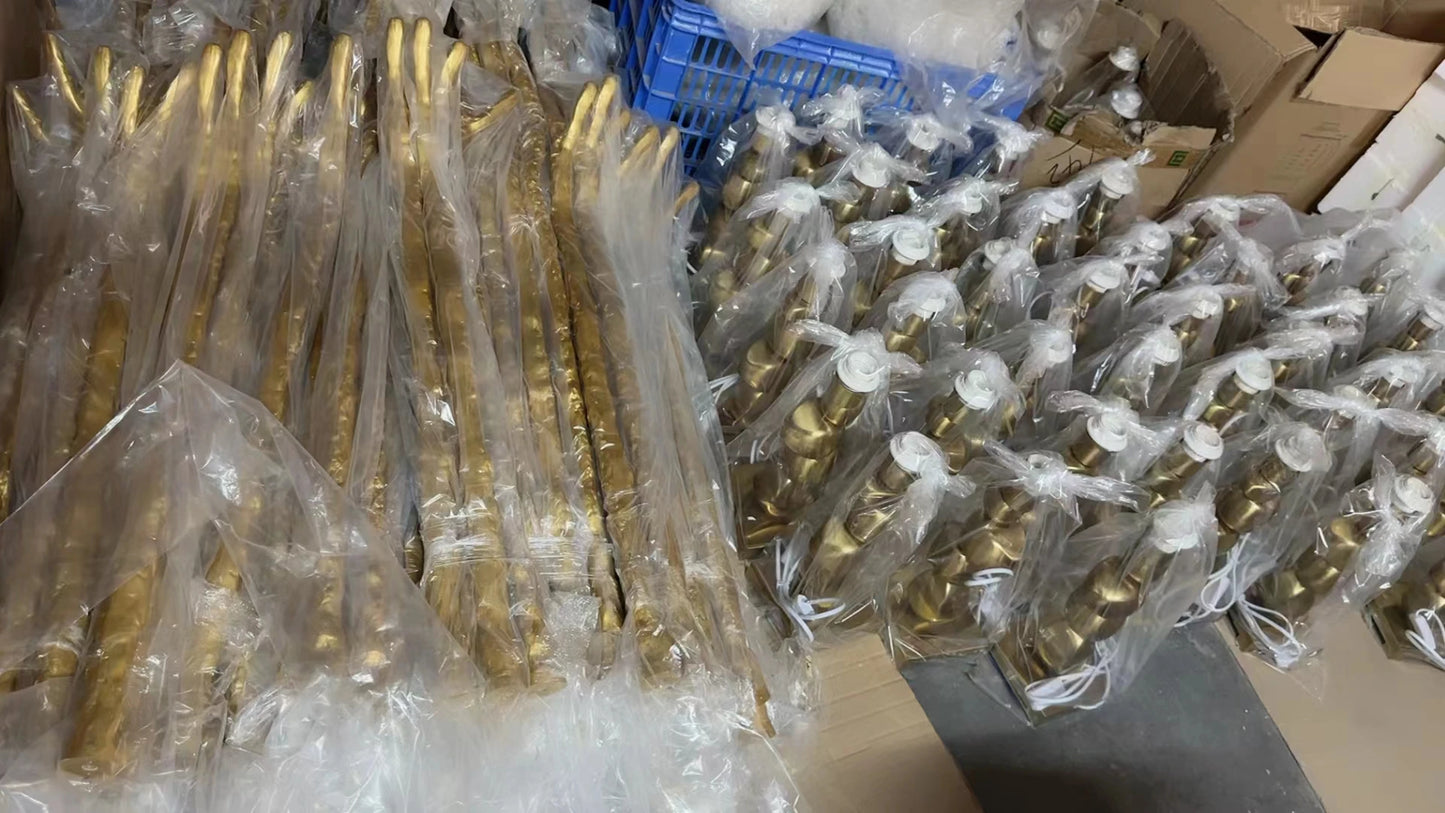 Aveline Feather Lamp