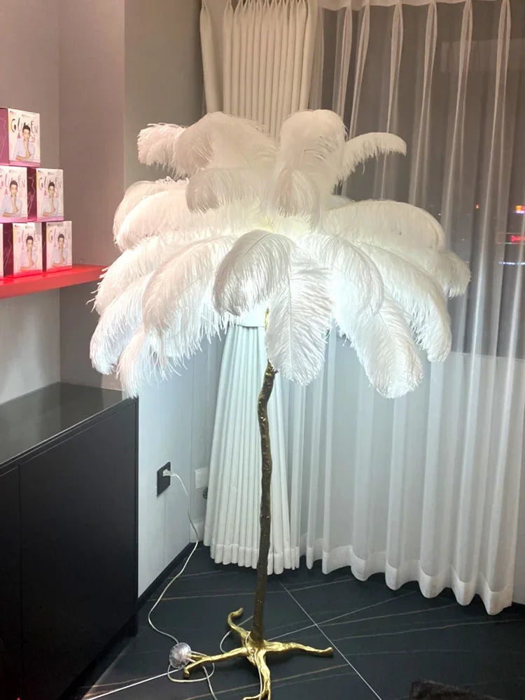 Aveline Feather Lamp