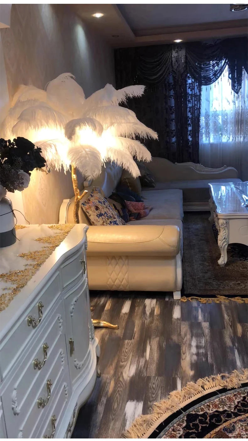 Aveline Feather Lamp