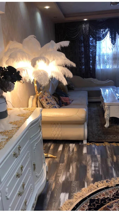 Aveline Feather Lamp